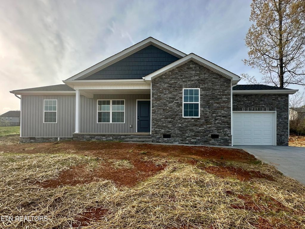 Photo of 146 Middle Glen Rd, Maynardville, TN 37807 (MLS # 1296529)