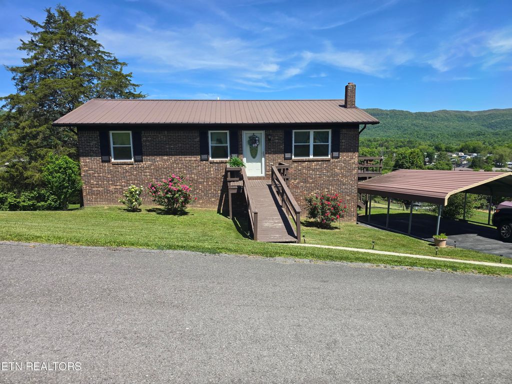 Photo of 312 Cumberland Drive, Harrogate, TN 37752 (MLS # 1339258)