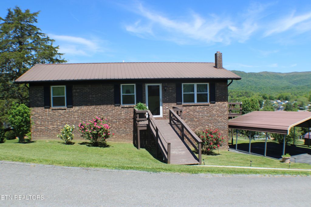 Photo of 312 Cumberland Drive, Harrogate, TN 37752 (MLS # 1339258)