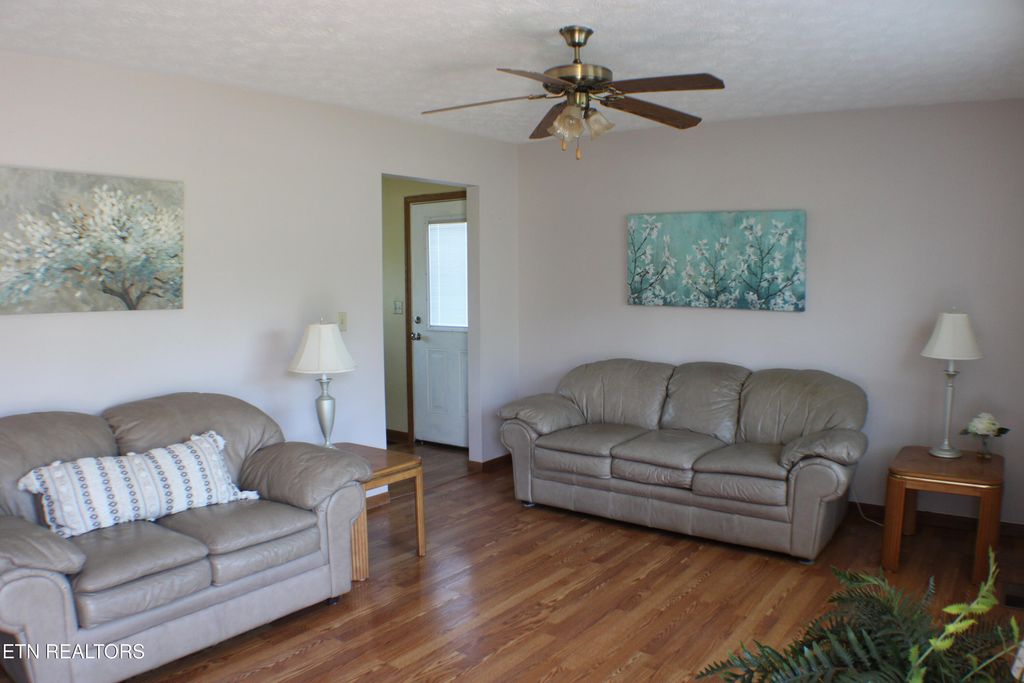 Photo of 312 Cumberland Drive, Harrogate, TN 37752 (MLS # 1339258)