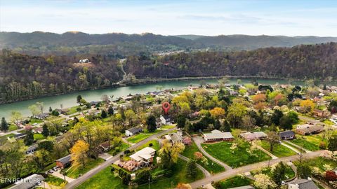 Tiny photo for 514 Orchard Drive, Clinton, TN 37716 (MLS # 1333804)