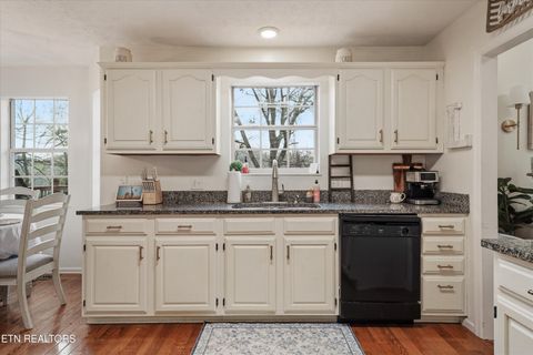 Tiny photo for 514 Orchard Drive, Clinton, TN 37716 (MLS # 1333804)