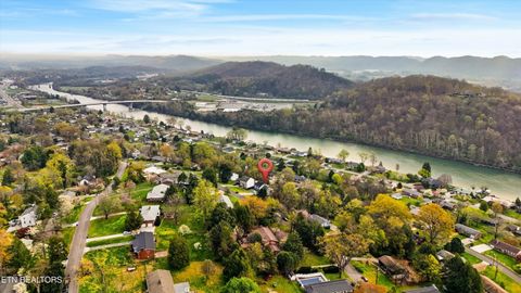 Tiny photo for 514 Orchard Drive, Clinton, TN 37716 (MLS # 1333804)