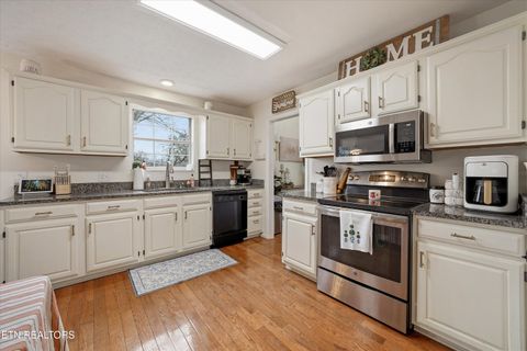 Tiny photo for 514 Orchard Drive, Clinton, TN 37716 (MLS # 1333804)