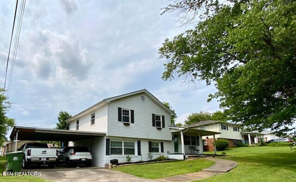 Photo of 106 Apache Rd, Maryville, TN 37804 (MLS # 1329659)