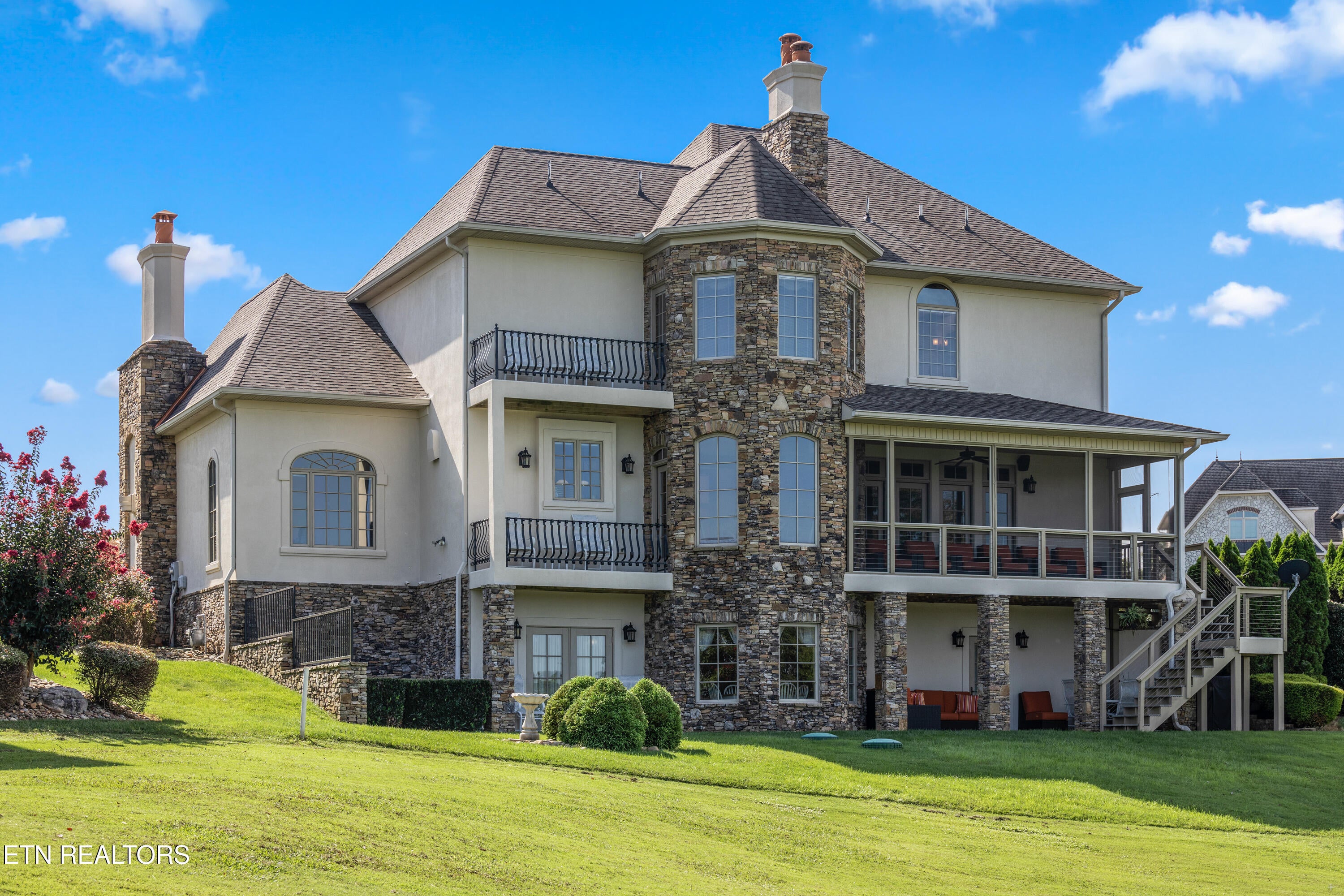 859 Rarity Bay Pkwy