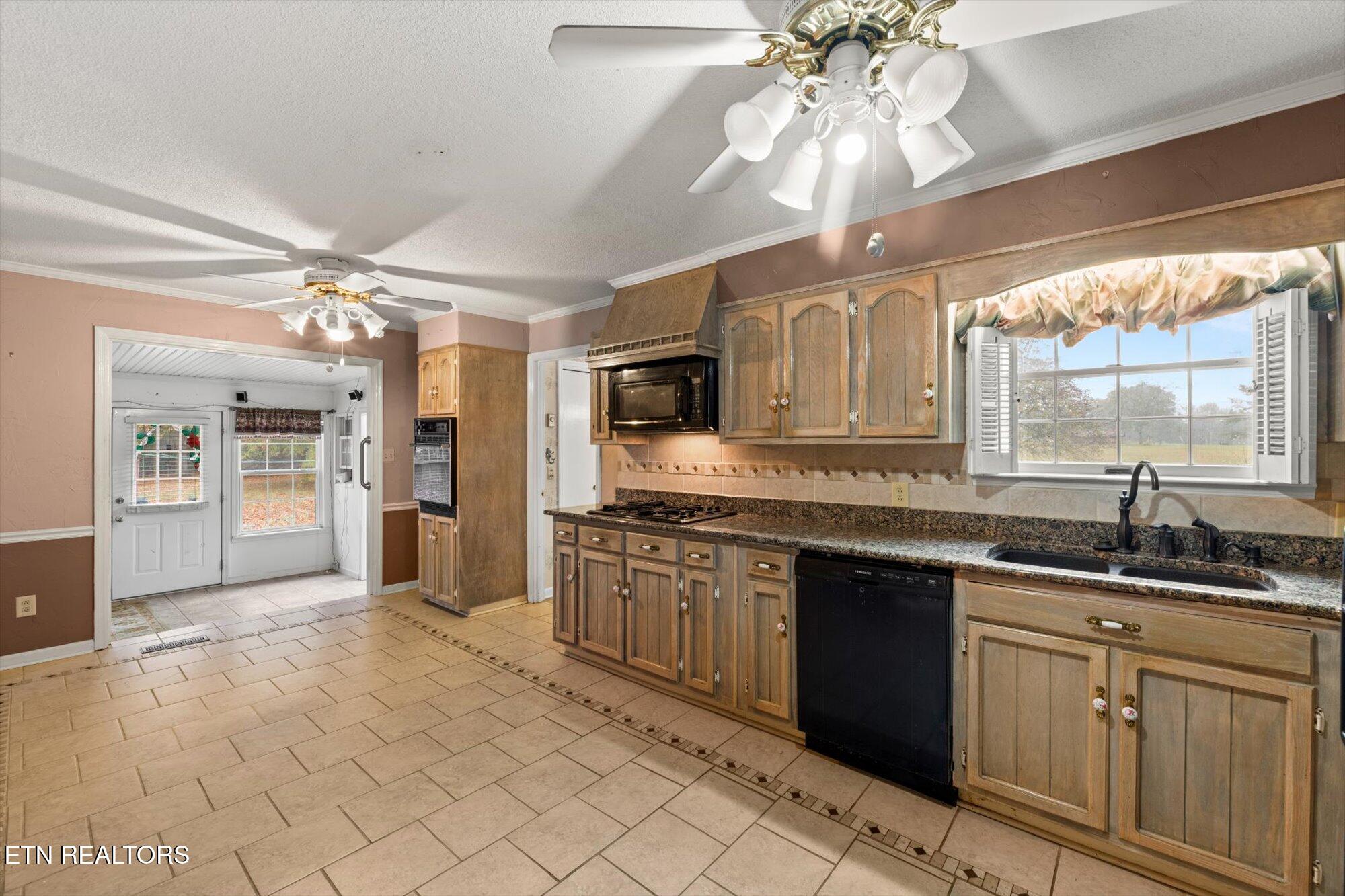 1756 County Road 700