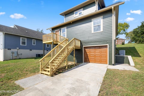 Tiny photo for 1000 Knoxville College Drive, Knoxville, TN 37921 (MLS # 1359333)