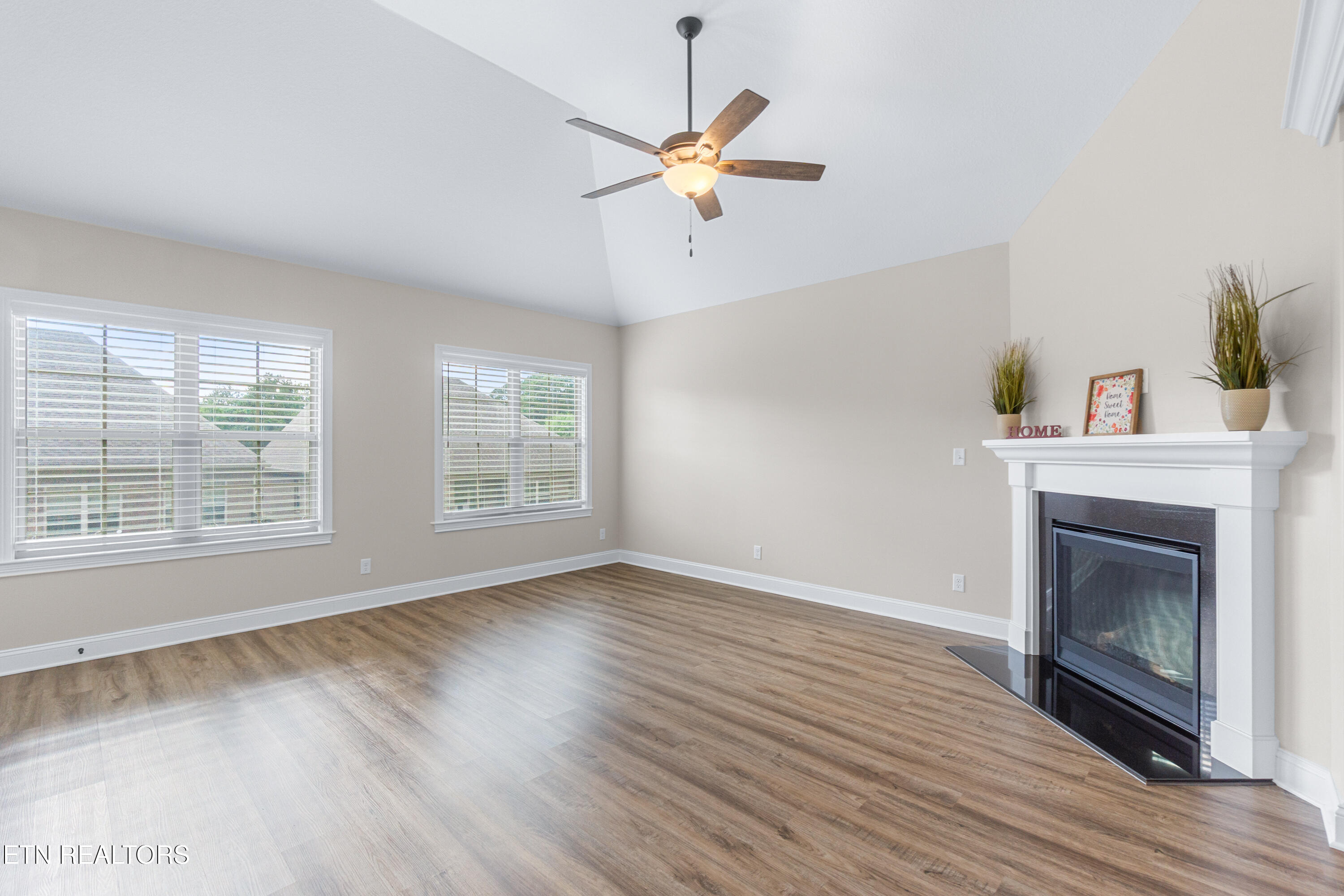 213 Village Cove Circle