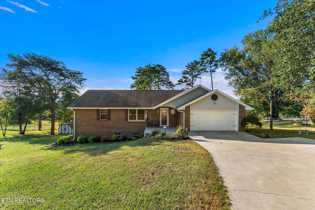 Photo of 549 Thomas Circle, Seymour, TN 37865 (MLS # 1295156)