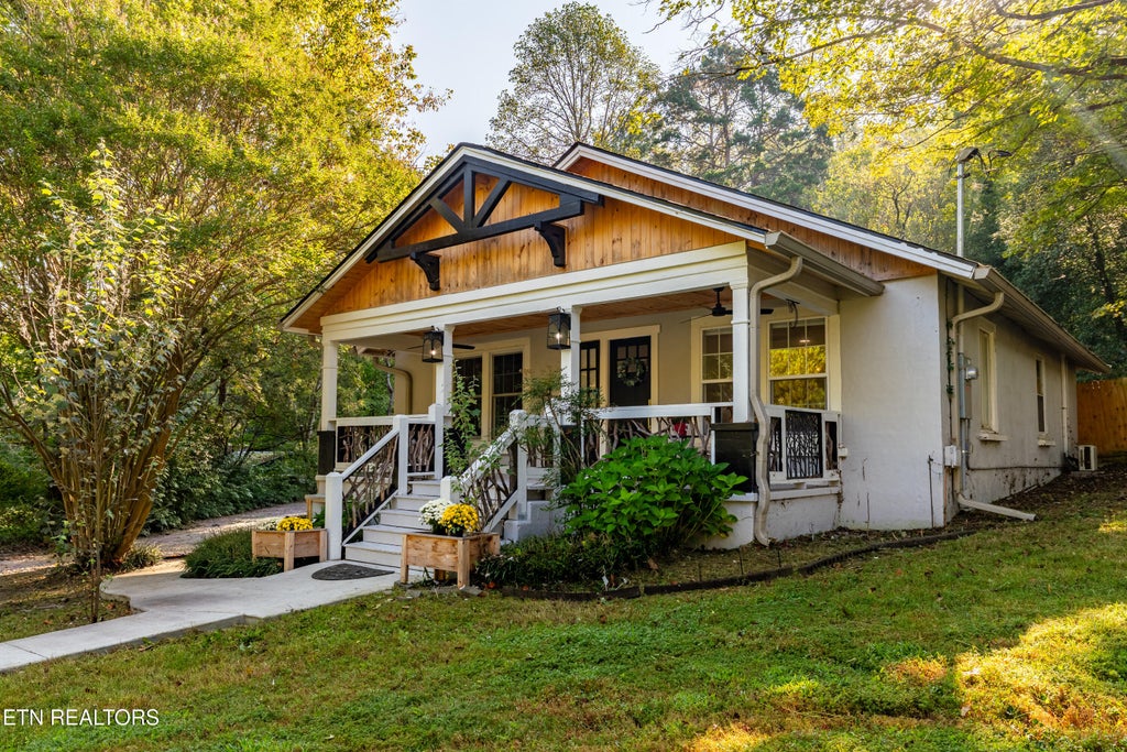 Photo of 2504 White Wing Rd, Lenoir City, TN 37771 (MLS # 1356039)