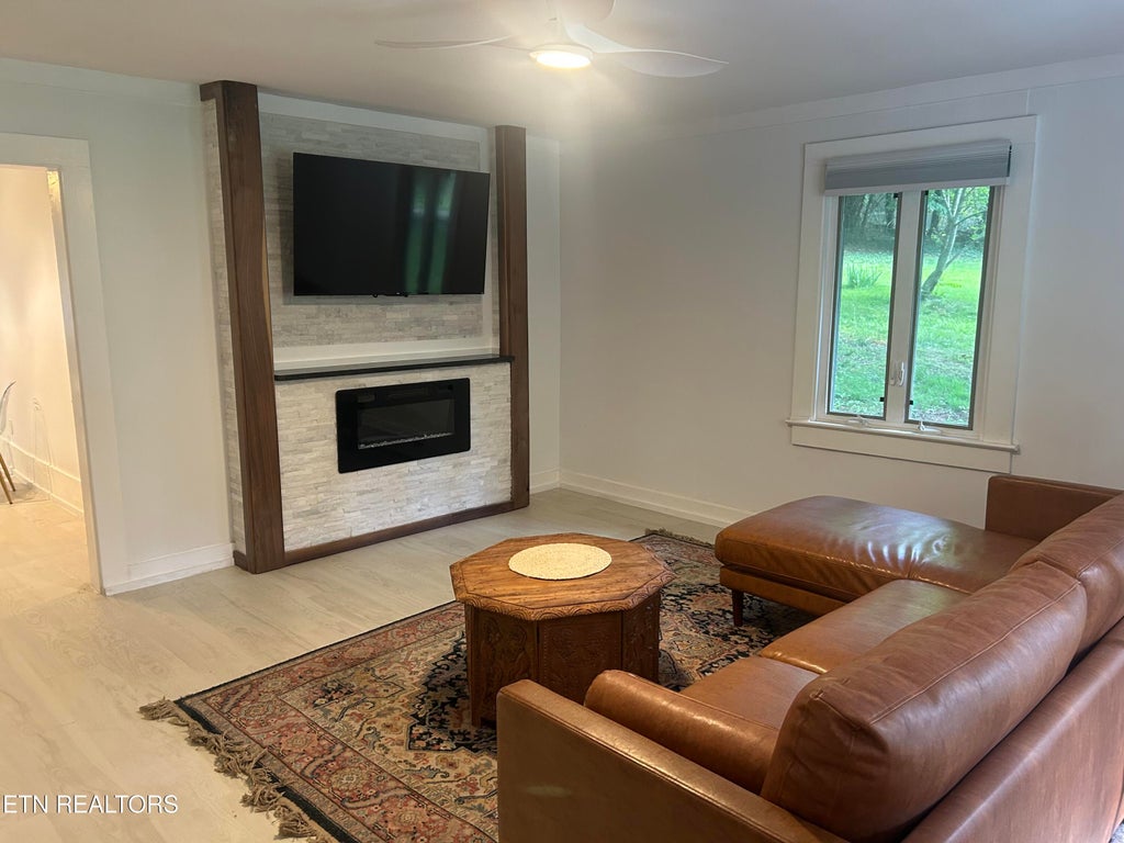Photo of 2504 White Wing Rd, Lenoir City, TN 37771 (MLS # 1356039)