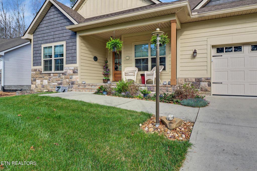 Photo of 228 Thrushwood Drive, Fairfield Glade, TN 38558 (MLS # 1335804)