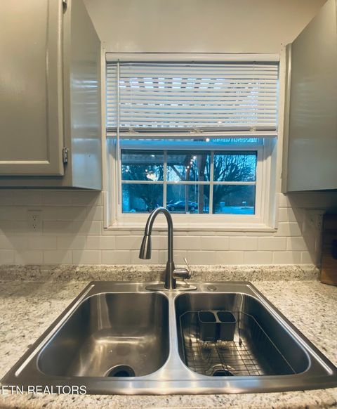 Tiny photo for 7401 Werkbund Way, Knoxville, TN 37920 (MLS # 1325863)