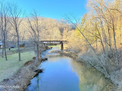 Tiny photo for 130 Fellowship Lane, Caryville, TN 37714 (MLS # 1326389)