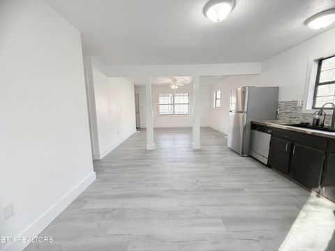 Tiny photo for 130 Fellowship Lane, Caryville, TN 37714 (MLS # 1326389)