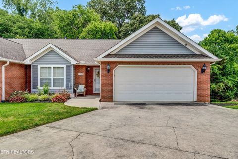 Photo of 8824 Carriage House Way, Knoxville, TN 37923 (MLS # 1325538)