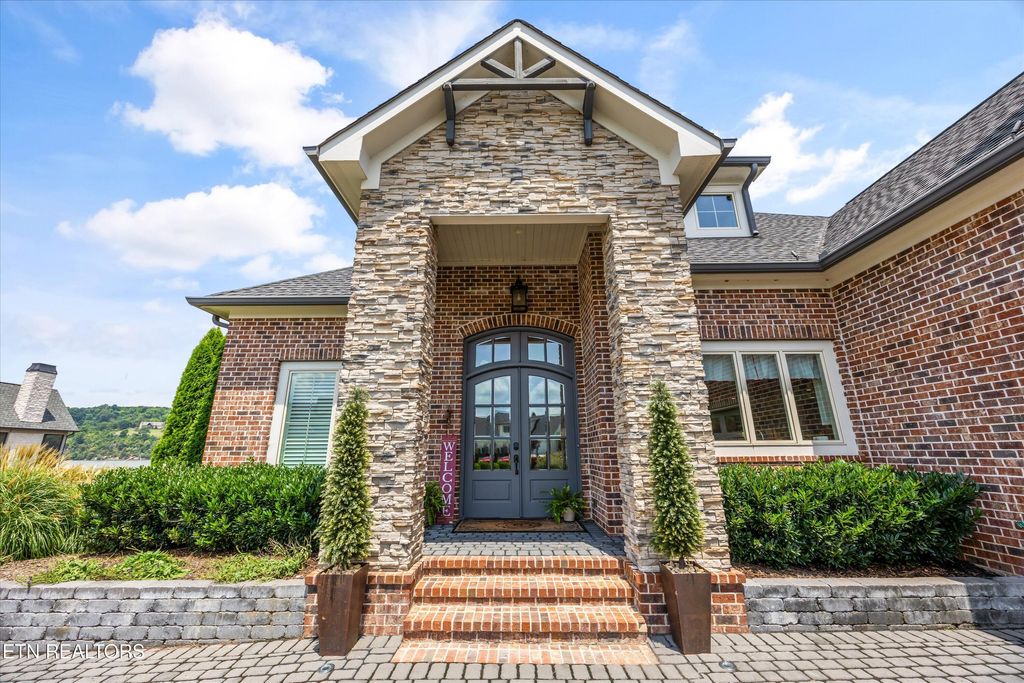 Photo of 3738 Edgewater Way, Louisville, TN 37777 (MLS # 1310517)