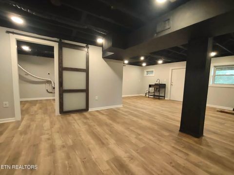 Tiny photo for 2451 Black Oak Rd, Jefferson City, TN 37760 (MLS # 1329681)