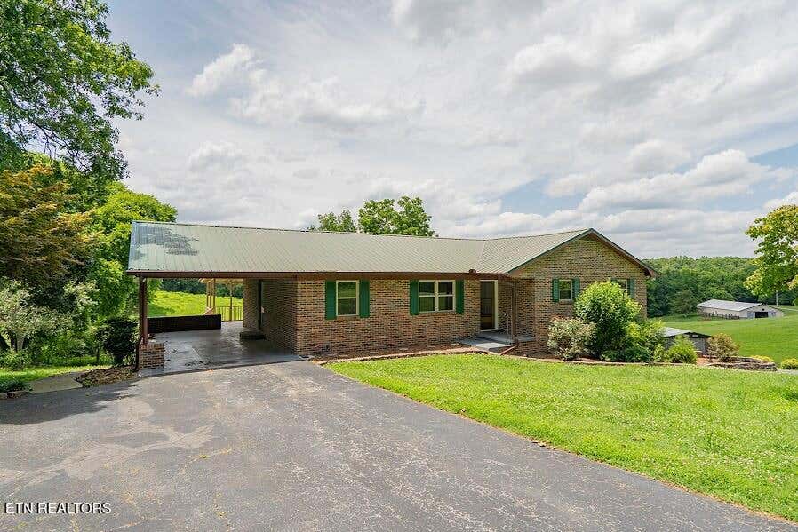 Photo of 2451 Black Oak Rd, Jefferson City, TN 37760 (MLS # 1329681)