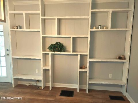 Tiny photo for 2451 Black Oak Rd, Jefferson City, TN 37760 (MLS # 1329681)