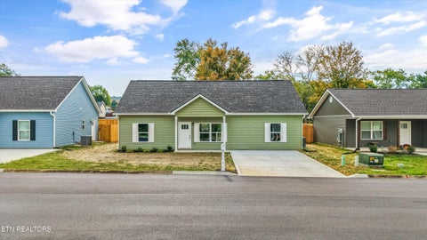 Tiny photo for 7437 Cascade Meadows Way, Knoxville, TN 37918 (MLS # 1359908)