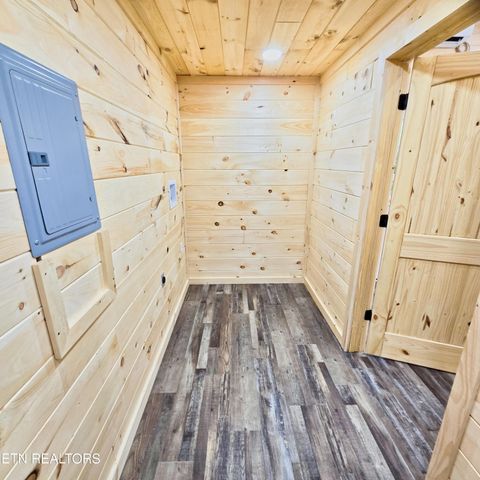 Tiny photo for 137 John Cox Rd, Deer Lodge, TN 37726 (MLS # 1316063)