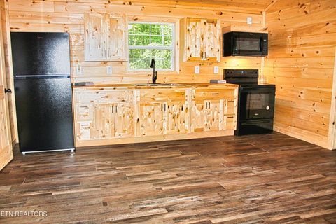 Tiny photo for 137 John Cox Rd, Deer Lodge, TN 37726 (MLS # 1316063)