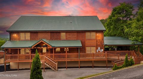 Photo of 1935 Blackthorn Tr, Sevierville, TN 37876 (MLS # 1338994)