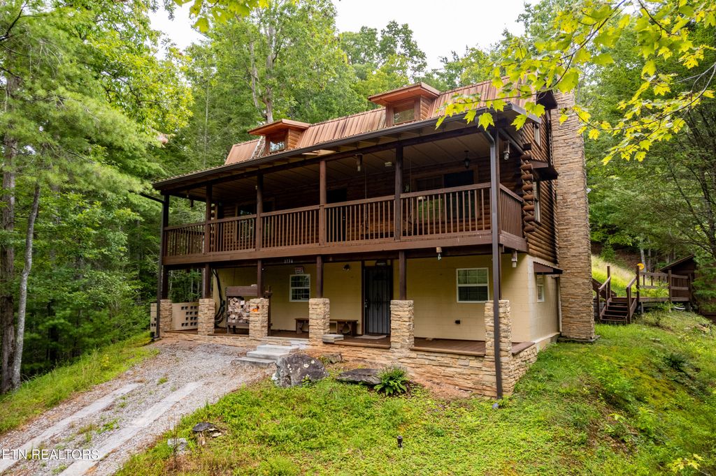 Photo of 1736 Rafter Rd, Tellico Plains, TN 37385 (MLS # 1310894)