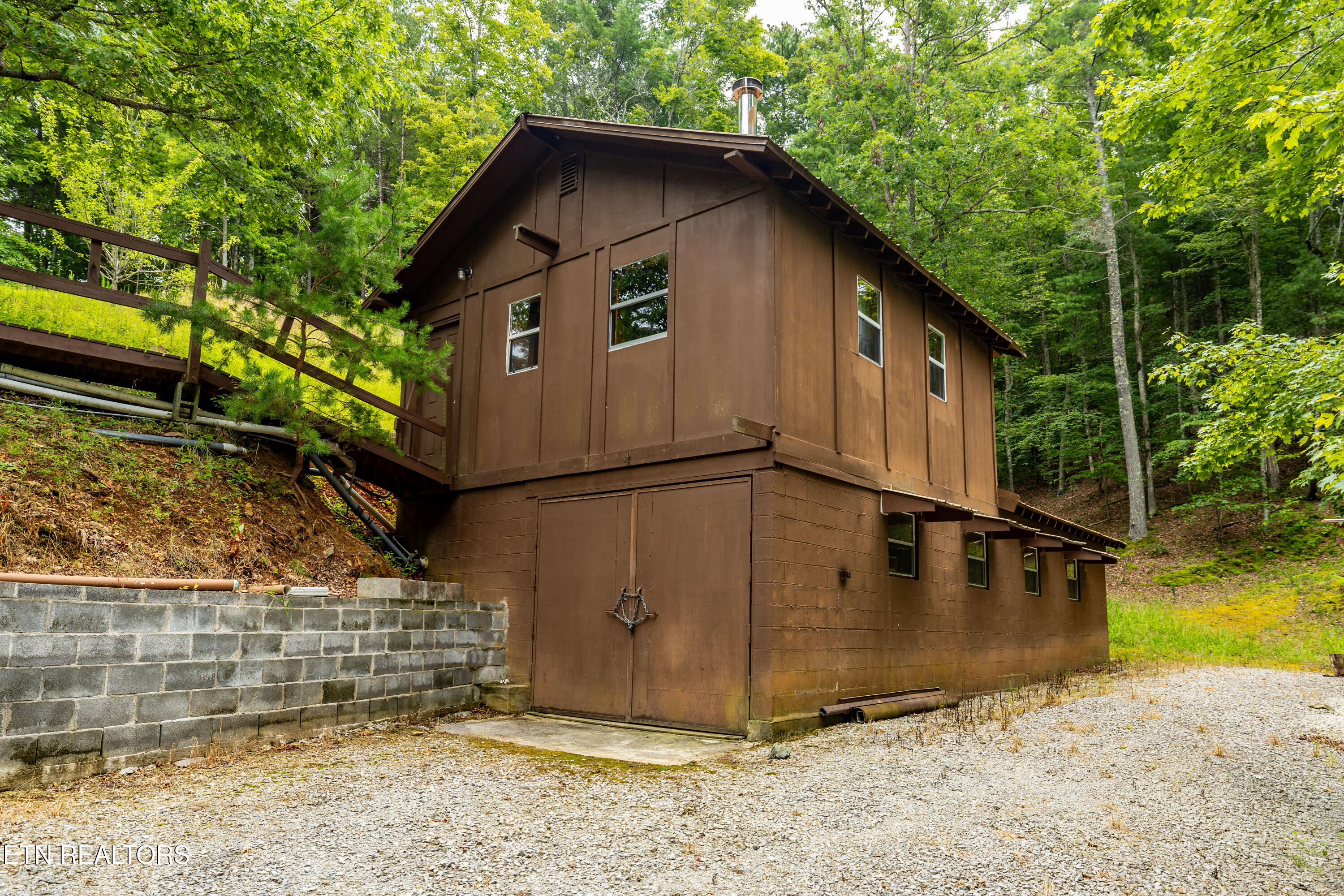 1736 Rafter Rd
