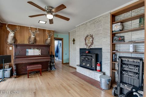 Tiny photo for 410 Douglas Lane, Clinton, TN 37716 (MLS # 1321029)