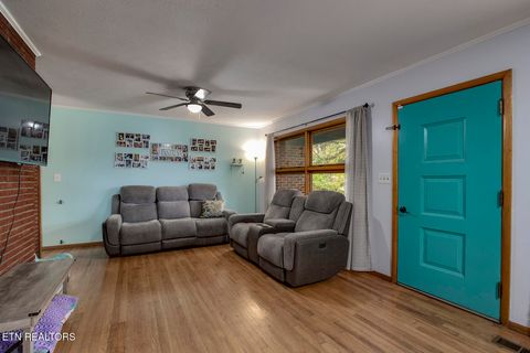 Tiny photo for 410 Douglas Lane, Clinton, TN 37716 (MLS # 1321029)