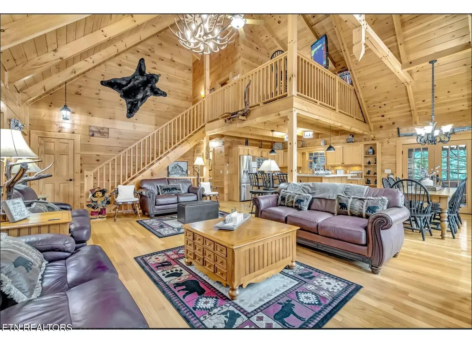 4049 Rountop Drive