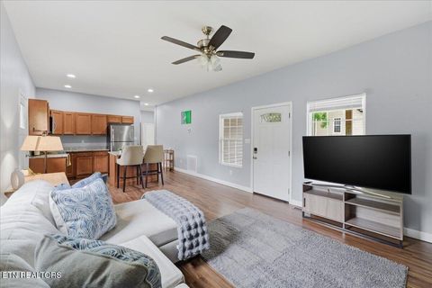 Tiny photo for 3137 Ashland Ave, Knoxville, TN 37914 (MLS # 1339090)