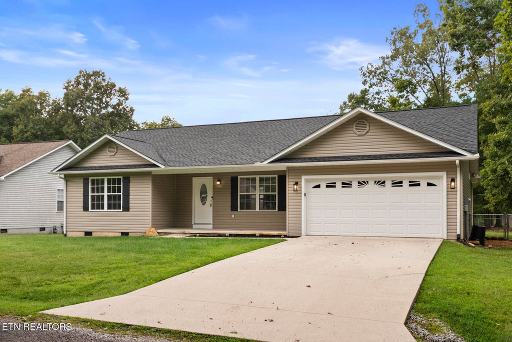 Photo of 3023 Warpath Drive, Crossville, TN 38572 (MLS # 1356440)