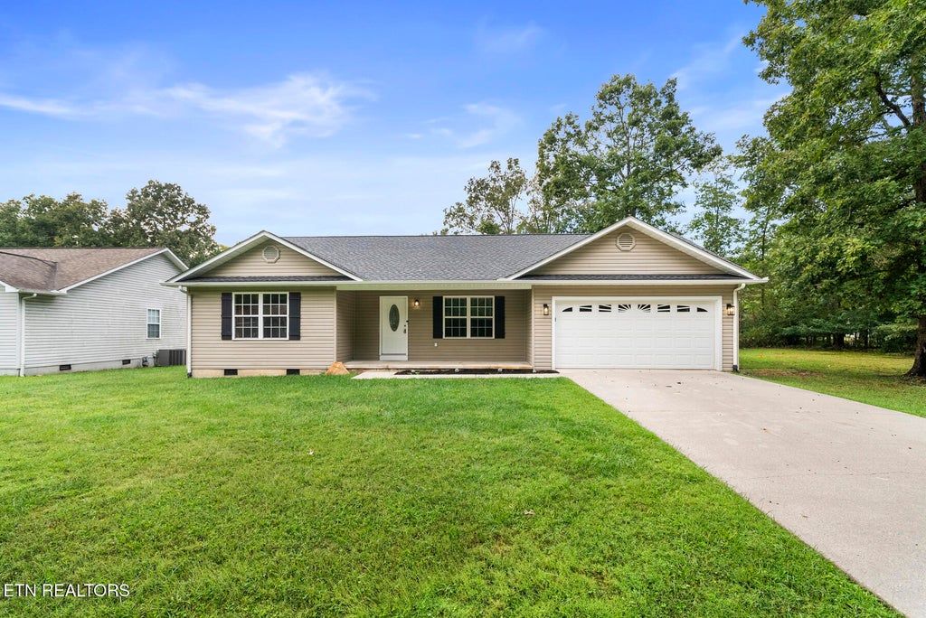 Photo of 3023 Warpath Drive, Crossville, TN 38572 (MLS # 1356440)