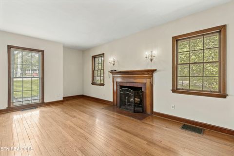 Tiny photo for 4304 Kingston Pike, Knoxville, TN 37919 (MLS # 1297447)