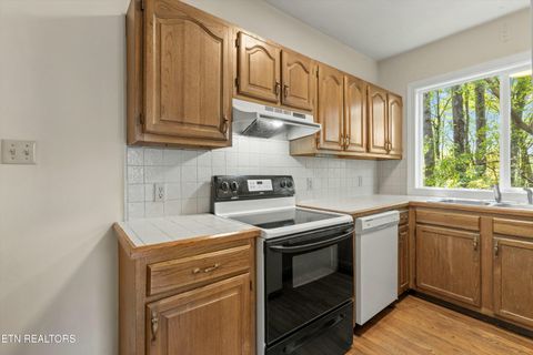 Tiny photo for 4304 Kingston Pike, Knoxville, TN 37919 (MLS # 1297447)