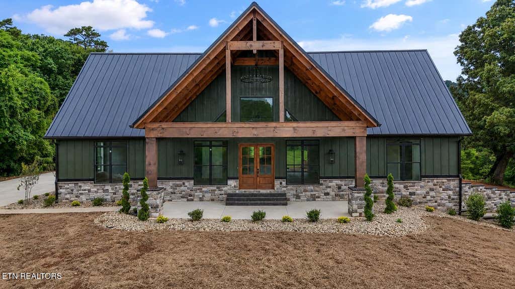 Photo of 710 W Dumplin Valley Rd, Dandridge, TN 37725 (MLS # 1351682)