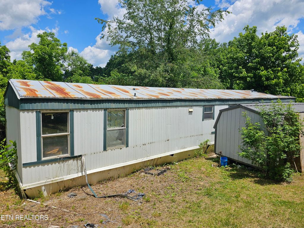 Photo of 169 Metcalf Lane, Tazewell, TN 37879 (MLS # 1264458)