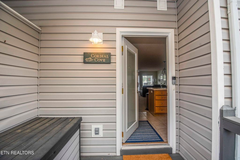 Photo of 245 Doe Ln Ln #5, LaFollette, TN 37766 (MLS # 1304089)