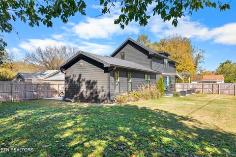 Tiny photo for 1822 Earl Ave, Knoxville, TN 37920 (MLS # 1360409)