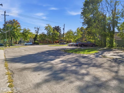 Tiny photo for 2115 McCalla Ave, Knoxville, TN 37915 (MLS # 1359615)