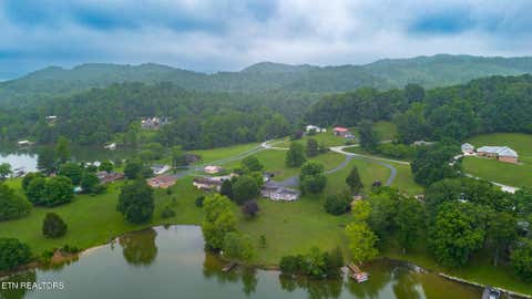 Tiny photo for 102 Coffey Circle, Rockwood, TN 37854 (MLS # 1343143)