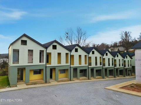 Photo of 2604 Sevier Ave #102, Knoxville, TN 37920 (MLS # 1324105)