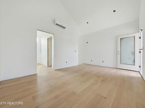 Tiny photo for 2604 Sevier Ave #102, Knoxville, TN 37920 (MLS # 1324105)