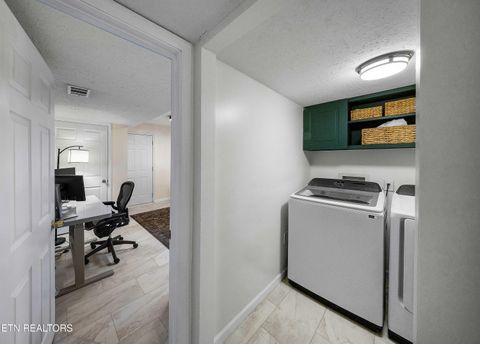 Tiny photo for 605 Ensley Drive, Knoxville, TN 37920 (MLS # 1326339)