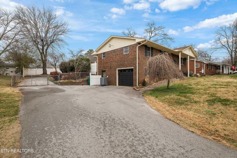 Tiny photo for 605 Ensley Drive, Knoxville, TN 37920 (MLS # 1326339)
