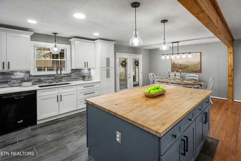 Tiny photo for 605 Ensley Drive, Knoxville, TN 37920 (MLS # 1326339)